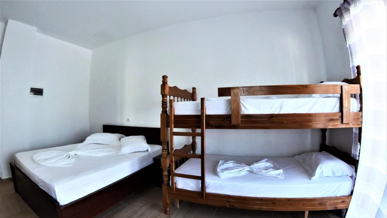 Vila Laguna 3*